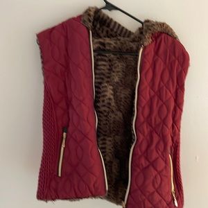 Maricuse’s vest NWT